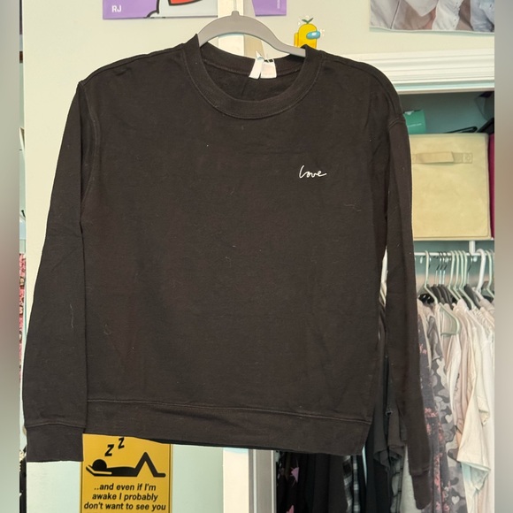 H&M Love sweatshirt, barely worn and good condition - Picture 1 of 3